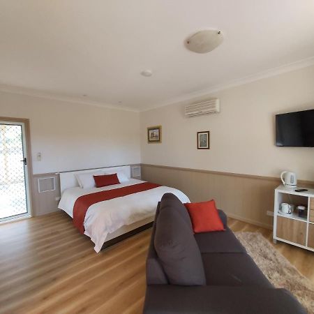 Accommodation Creek Cottages & Sundown View Suites Ballandean Eksteriør billede