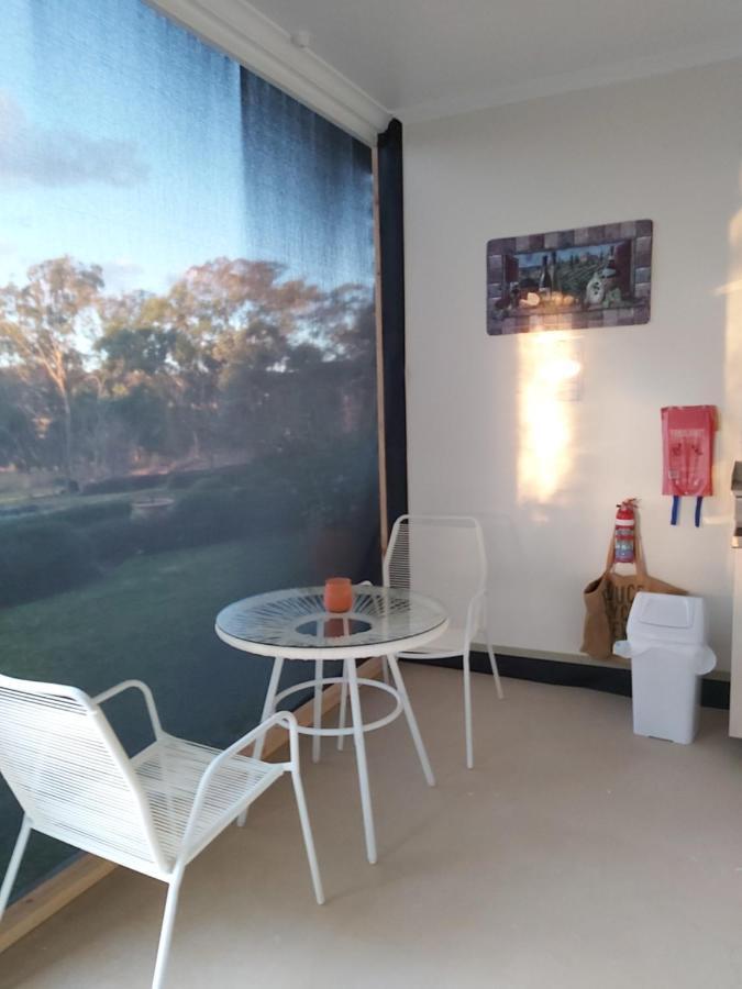Accommodation Creek Cottages & Sundown View Suites Ballandean Eksteriør billede