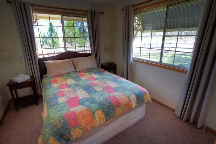 Accommodation Creek Cottages & Sundown View Suites Ballandean Værelse billede
